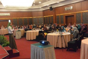 Seminar gambar bercerita bersama Luna Setiati